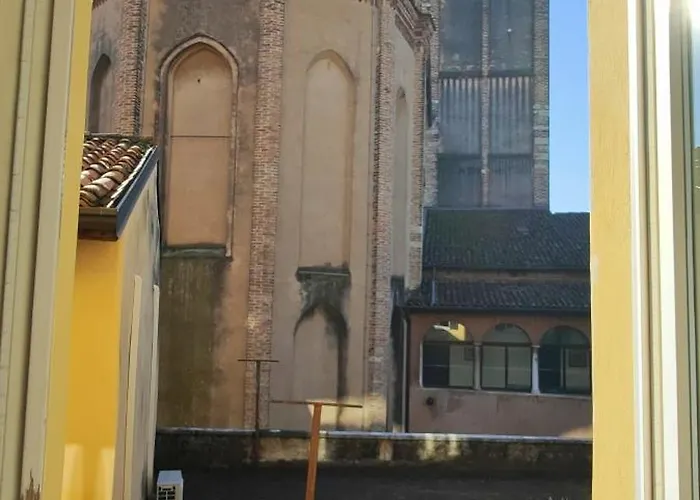 Carmen Lounge Apartman *