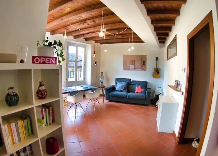 Carmen Lounge 브레시아