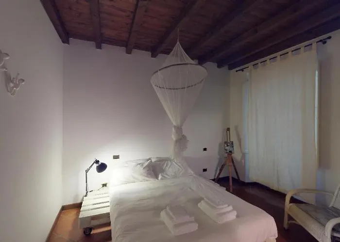 Carmen Lounge ברשה